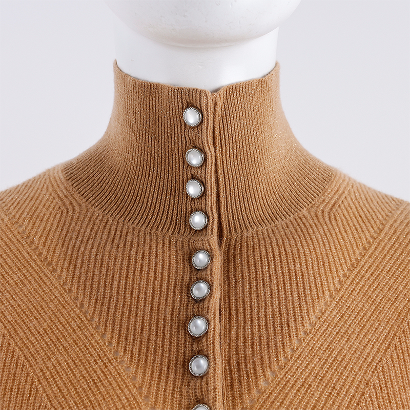 Brown Cashmere Turtleneck Sweater3