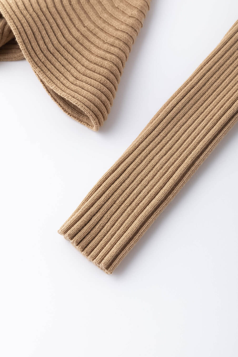 the details of ribbed jumper 2