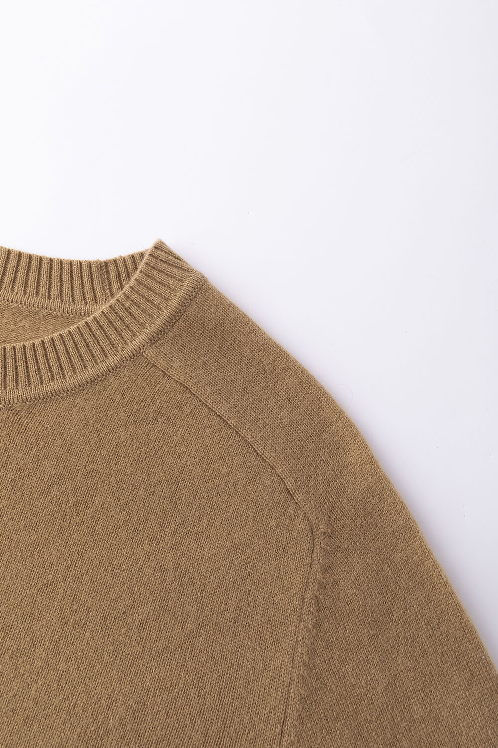 the saddle shoulder of cashmere pullover